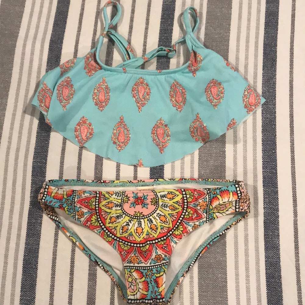Billabong girls bikini size 4